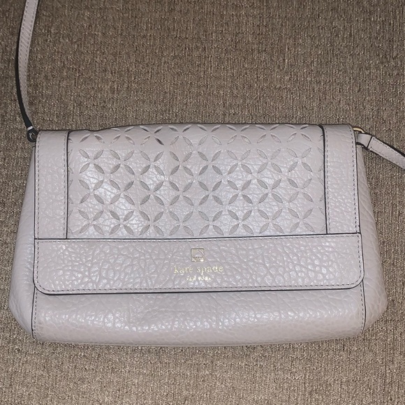 kate spade Handbags - Kate Spade crossbody purse kate spade Handbags - Kate Spade crossbody purse
